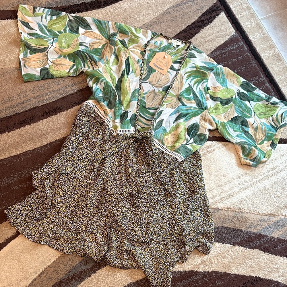 Kori Multicolor Leaf Print Flowy Blouse